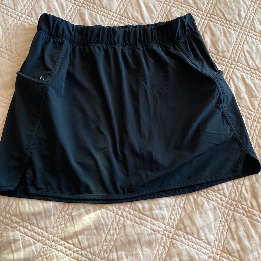Calia By Carrie Underwood Skort size medium - Picture 2 of 7